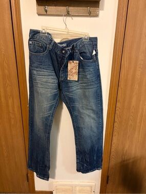 Request Jeans Webster Men’s 38x32 Distressed Straight Leg Jeans NWT